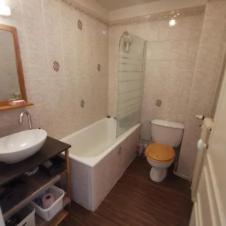 Appartement Location meublée vichy avec cour privative Extérieur photo