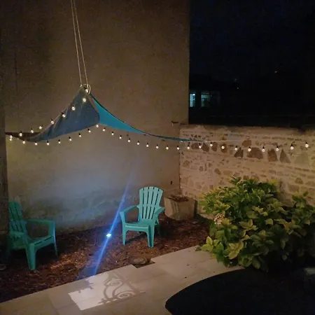 Appartement Location meublée vichy avec cour privative Extérieur photo